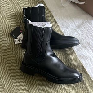 Zara Black Leather Chelsea boots